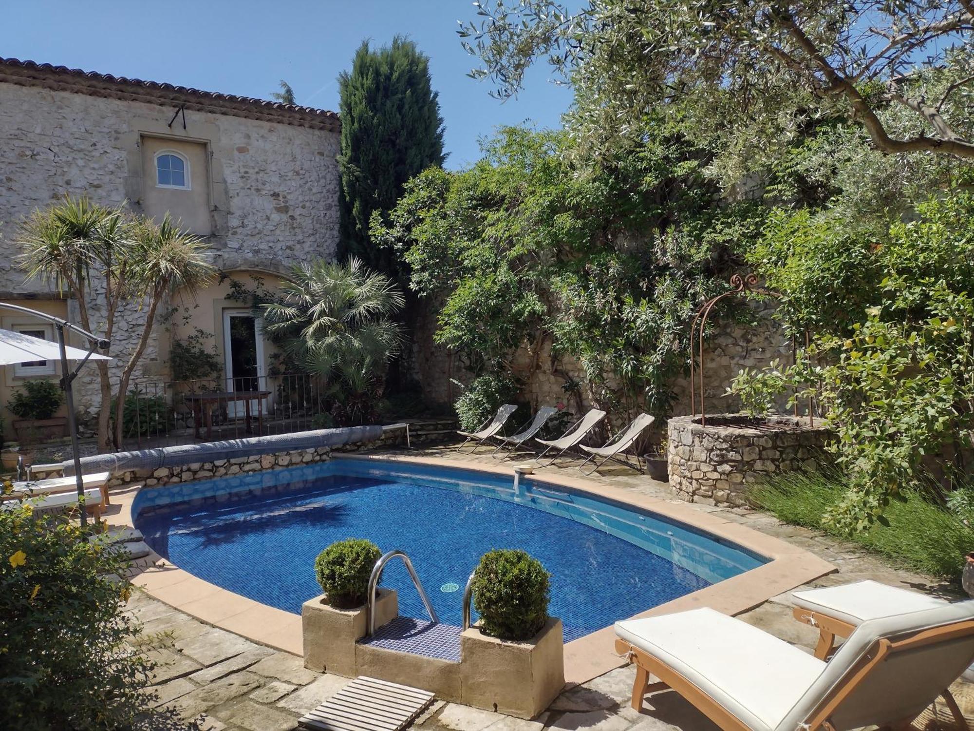 La Maison Des Autres, Piscine Chauffee, Chambres D'Hotes Proches Uzes, Nimes, Pont Du Gard Saint-Genies-de-Malgoires Luaran gambar
